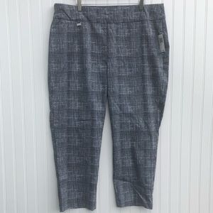 🆕Premise Black Print Crop Pants🆕